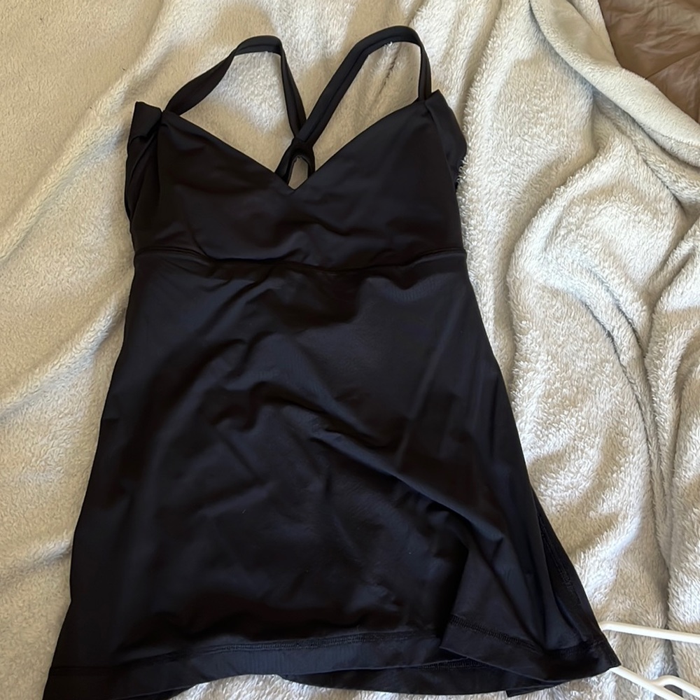 lululemon tank top size 8